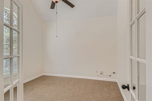 Building Photo - 12609 Calistoga Way