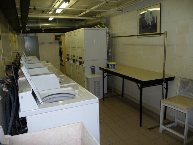 laundry room - 5200 Carriageway Dr