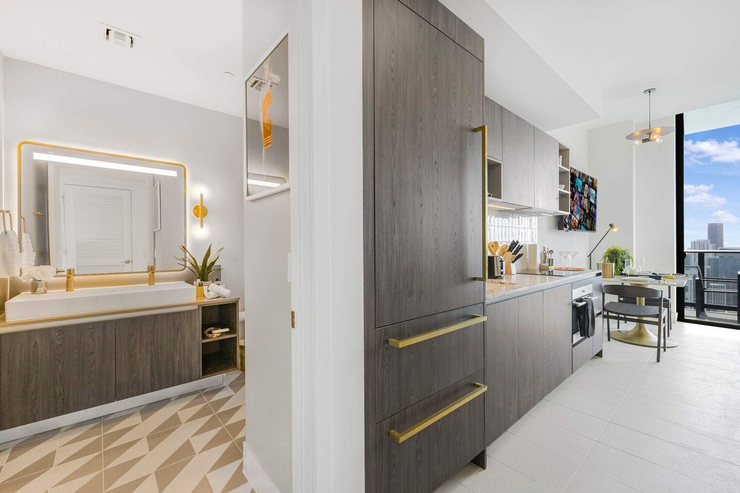 Building Photo - 159 NE 6th St