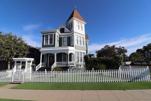 Building Photo - The Victorian