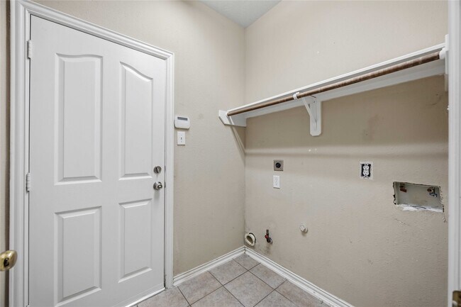 Building Photo - 6642 Redberry Glen Ln