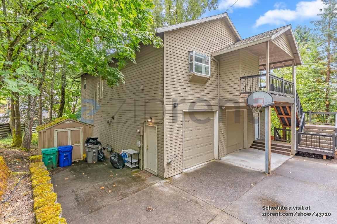 Building Photo - 1236 SW 58th Ave