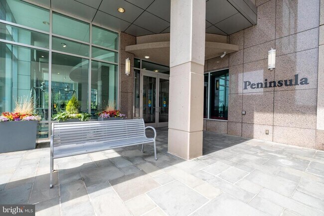 Building Photo - 901 N Penn St