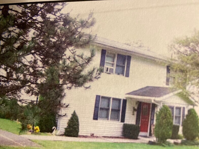 322 Valley Road, Effort, PA 18330 - 322 Valley Rd