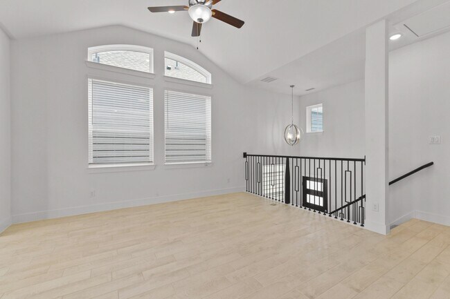 Building Photo - 21118 Garden Palm Dr