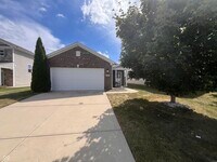 Building Photo - 5771 White Pine Rd