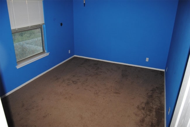 Building Photo - 370 Bentridge Drive