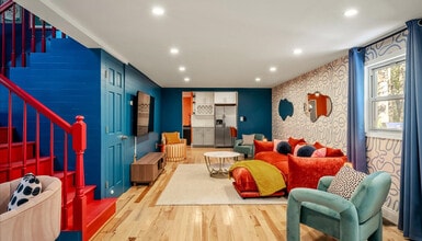 Building Photo - 223 Paxinos Dr