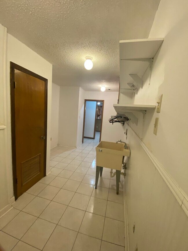 Building Photo - Brownlee Estates