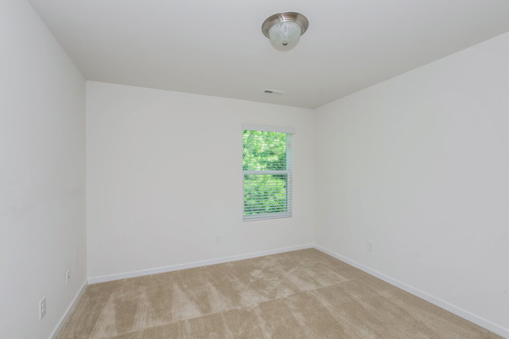 Building Photo - 3300 Aldwych Way