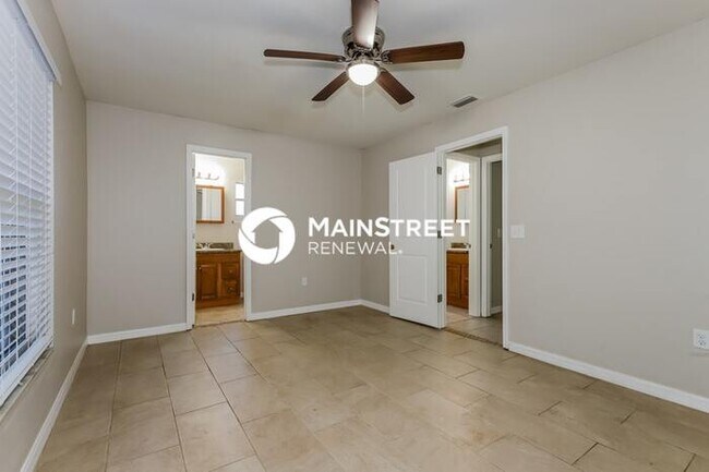 Building Photo - 3 Bedroom Pet-Friendly Home in Bartow, FL with Main Street Renewal