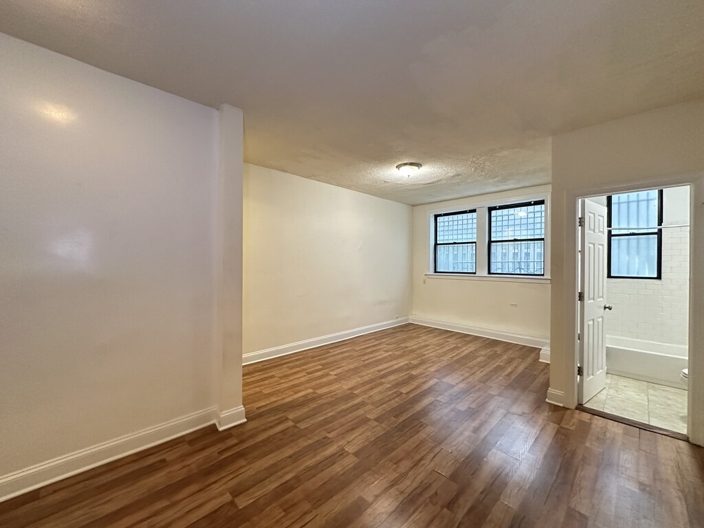 Building Photo - 1742 N Humboldt Blvd