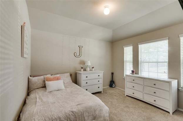 Building Photo - 255 Callaghan Dr