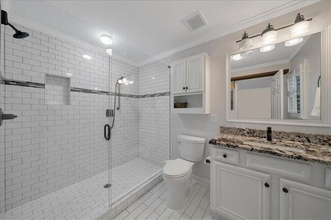 Building Photo - 5592 Colton Dr NE