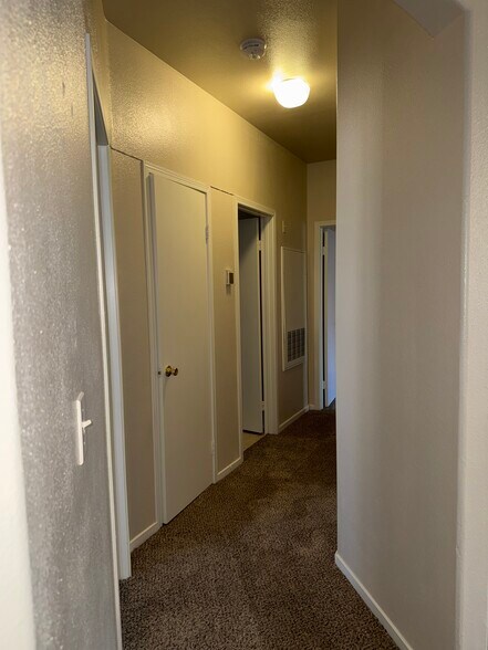 Building Photo - 9000 S Las Vegas Blvd