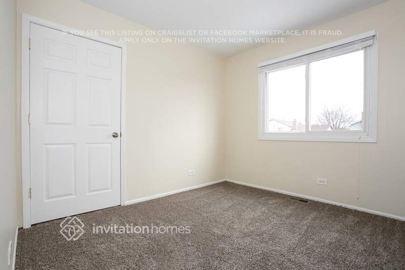 Building Photo - 229 Pheasant Rd