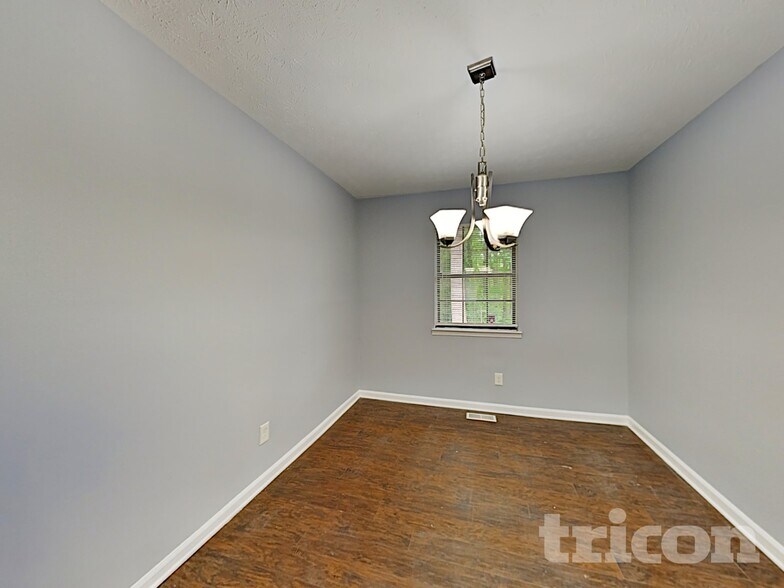 Building Photo - 3060 Orbit Cir