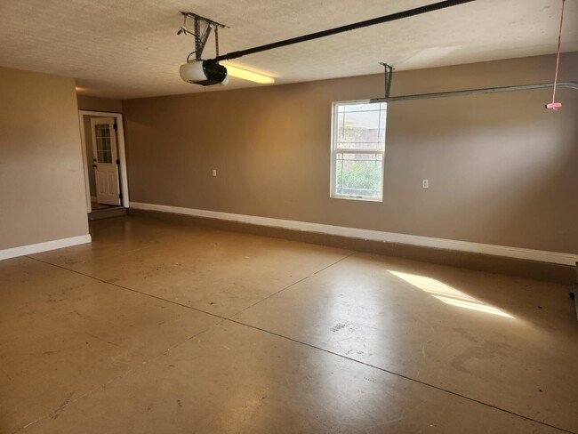 Building Photo - 4609 Bylsma Cir