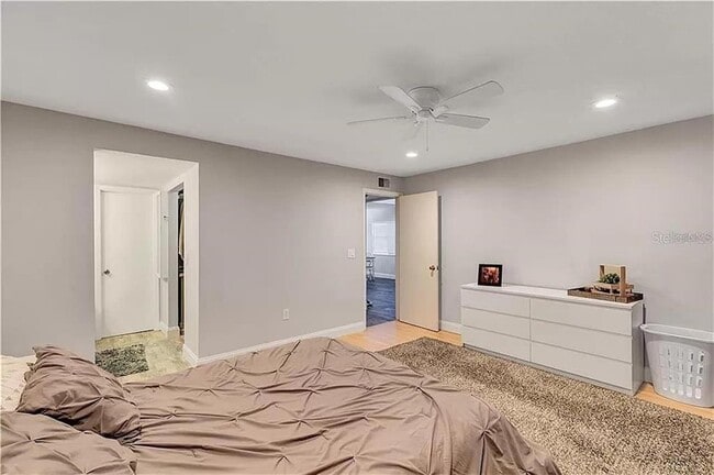 Building Photo - 5818 Windhover Dr