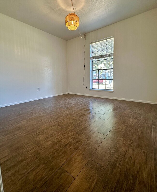 Building Photo - 17511 Possums Run Dr