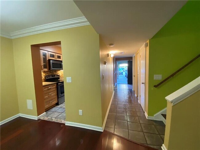 Building Photo - 6448 Appletree Way