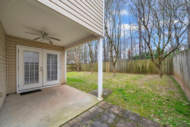 Building Photo - 225 Osmanthus Way