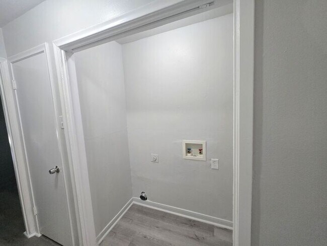 Building Photo - 13441 Blossomheath Ln