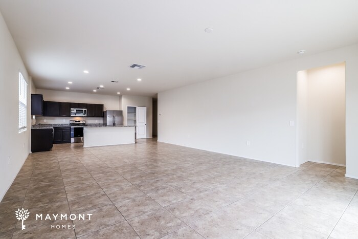 Building Photo - 1867 W Broadway Ave