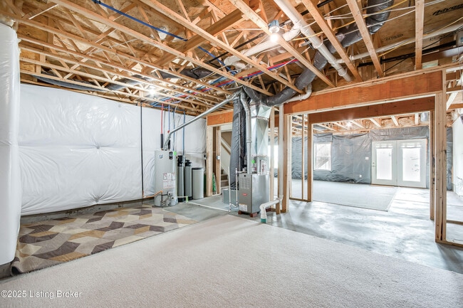 Building Photo - 16302 Spitfire Lake Path
