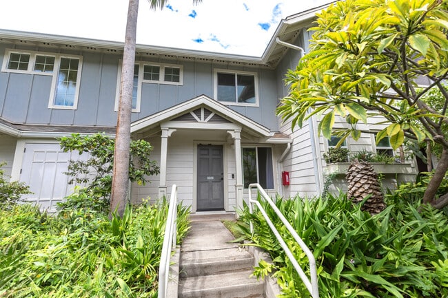 Building Photo - 644 Meakanu Ln