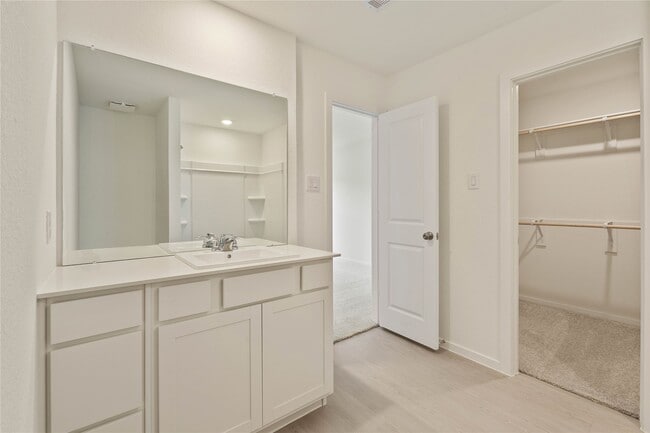 Building Photo - 14801 N Ascot Bend Cir