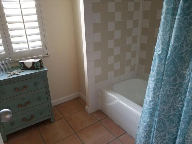 Building Photo - 2745 Cardwell Way