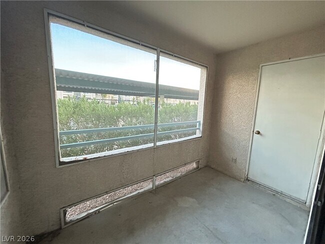 Building Photo - 5111 S Lindell Rd