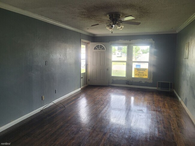 Building Photo - 3 br, 1 bath House - 1212 A Street Northeast
