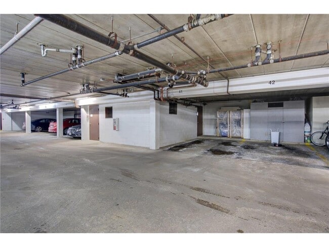 Building Photo - 7300 York Ave S