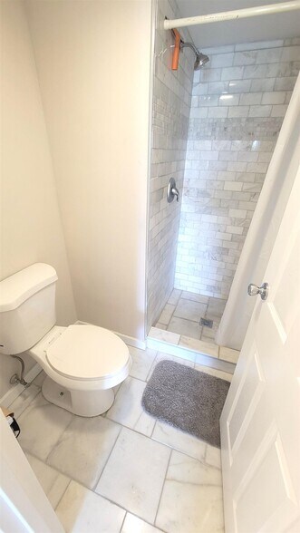 Building Photo - 235 Winthrop St