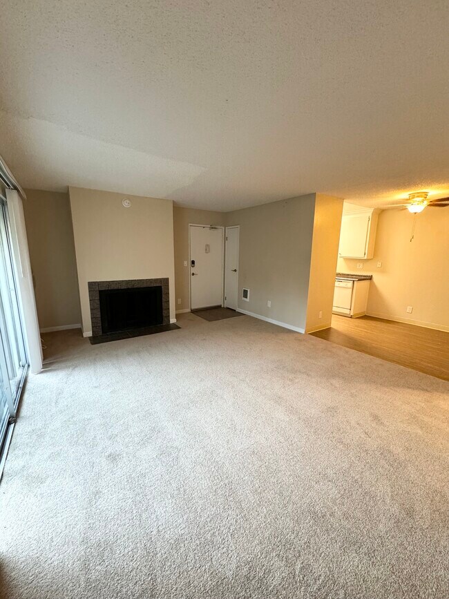 Building Photo - 415 Ignacio Blvd