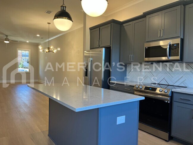 Building Photo - Home for rent in Hoover!!! Available to View Now!