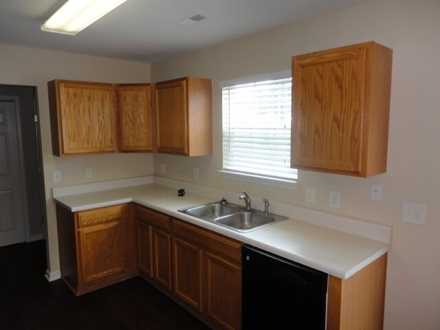 Building Photo - 3660 Watkins Ridge Ct
