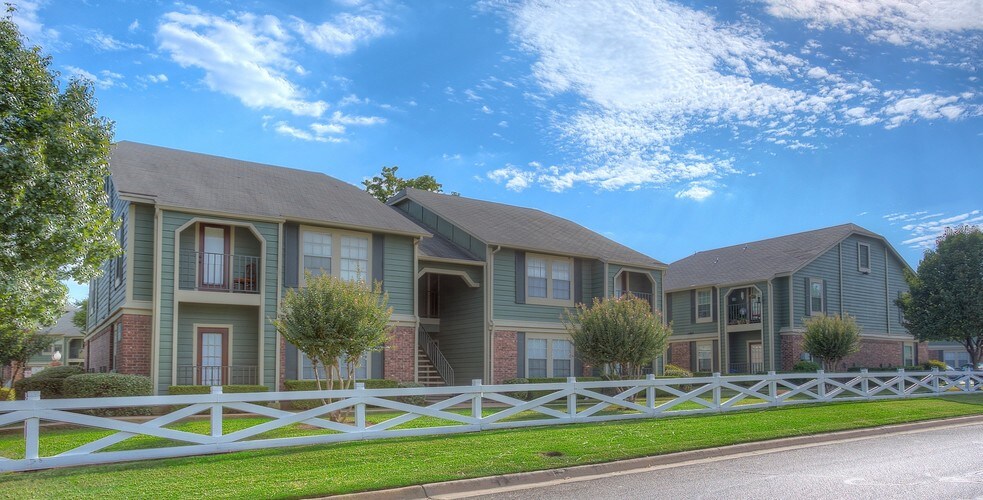 Arbors Of Burleson 355 NW Hillery St Burleson TX 76028 Apartment Finder