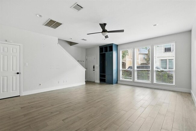 Building Photo - 2020 Bailey St