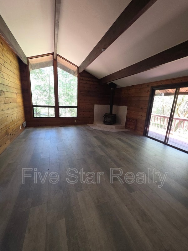 Building Photo - 14975 Chattering Pines Rd