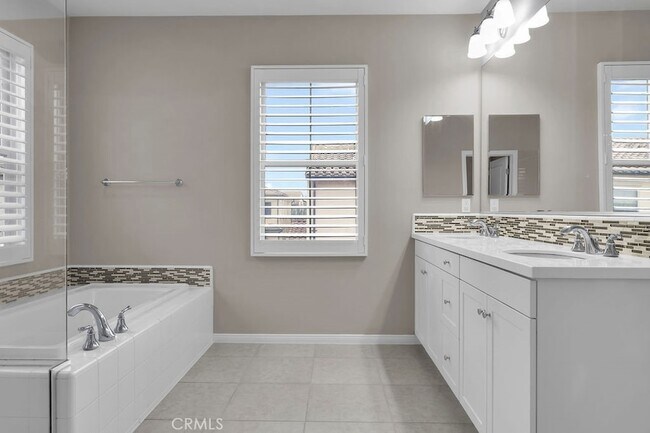 Building Photo - 89 Devonshire