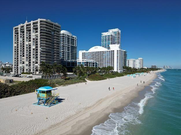 Building Photo - 6767 Collins Ave