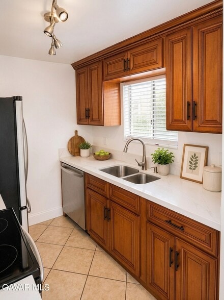 Kitchen ( Brand New Dishwasher) - 2507 E 15th St
