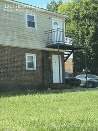 Building Photo - 1217 Hearthside St