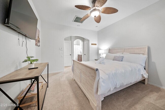 Building Photo - 17239 W Ironwood St