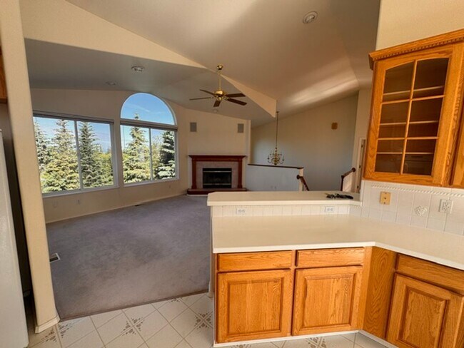 Building Photo - 10100 Zermatt Cir