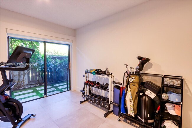 Building Photo - 10478 SW 75th Ln