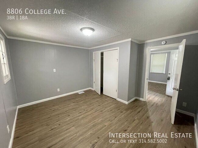 Building Photo - 8806 College Ave